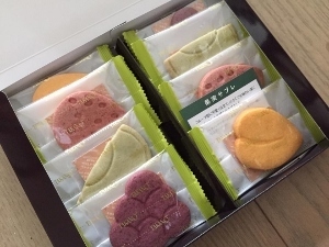 サブレー1 (300x225).jpg